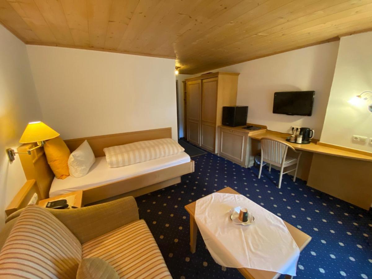 Kur- Und Ferienhotel Haser اوبرستوفن المظهر الخارجي الصورة
